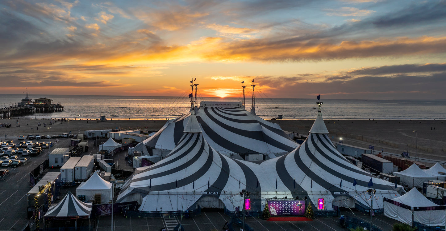 A Circus by the Sea